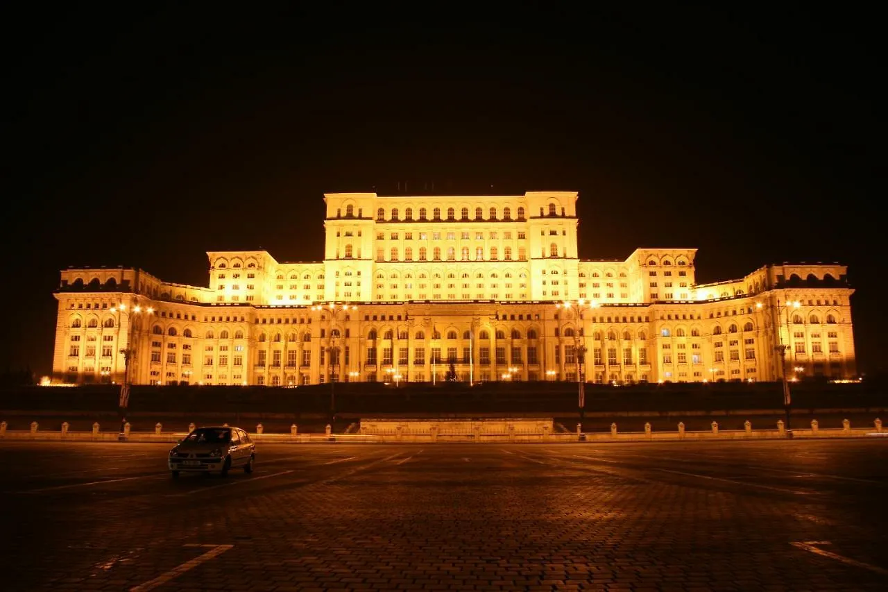 City Center Flats - Unirii Square Bucharest Apartment